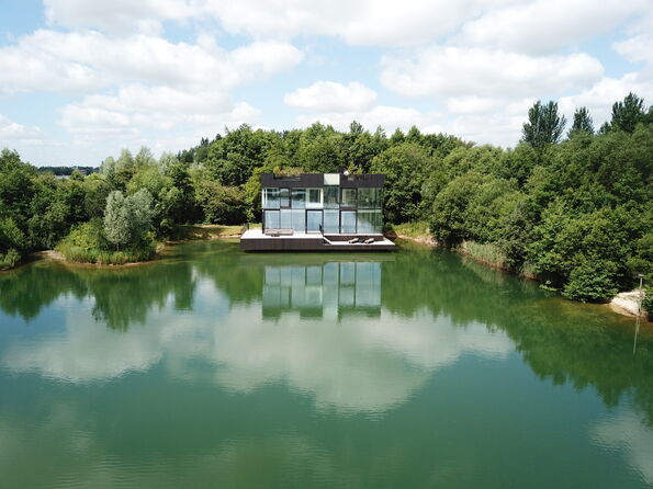Glass House 5